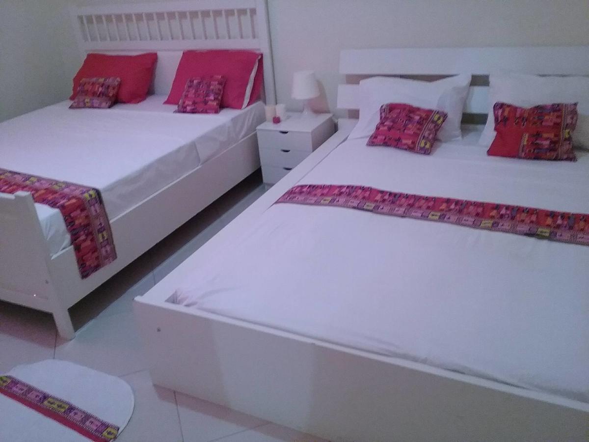 Pensao Simao & Julia Bed & Breakfast Orgaos Exterior photo